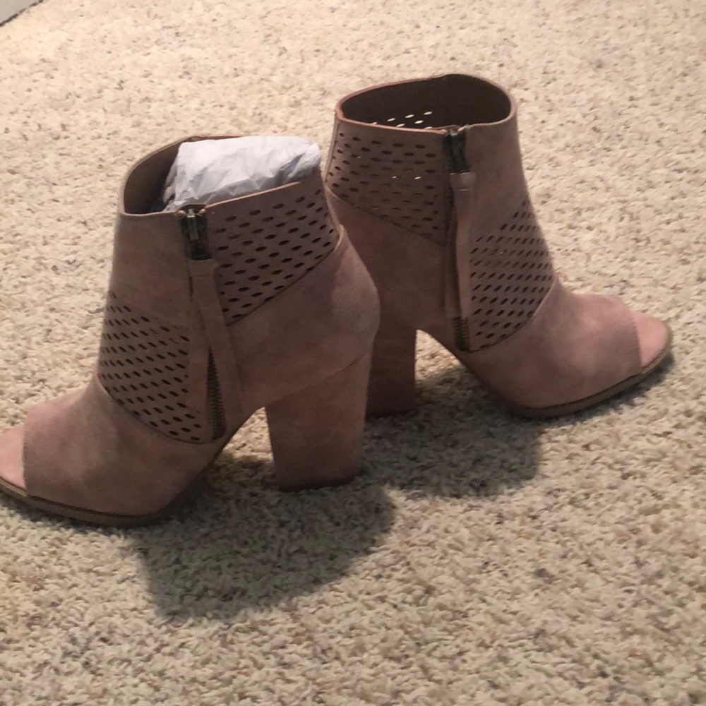 Qupid blush peep toe heel